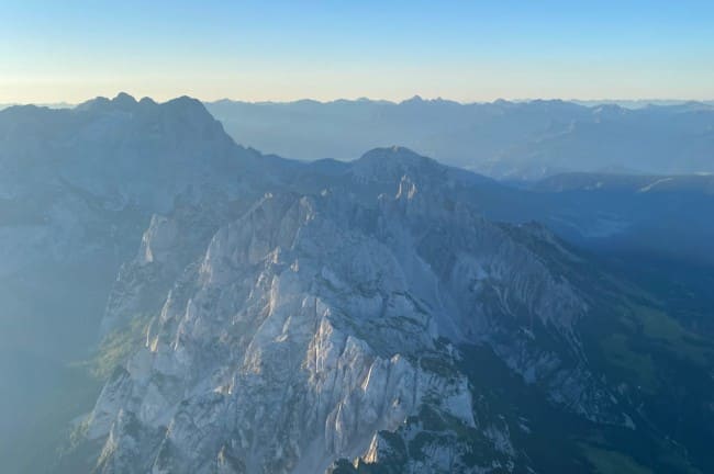 Das Gebirge im Sommer