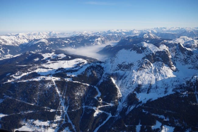 Filzmoos mit den umliegenden Bergen und Tälern