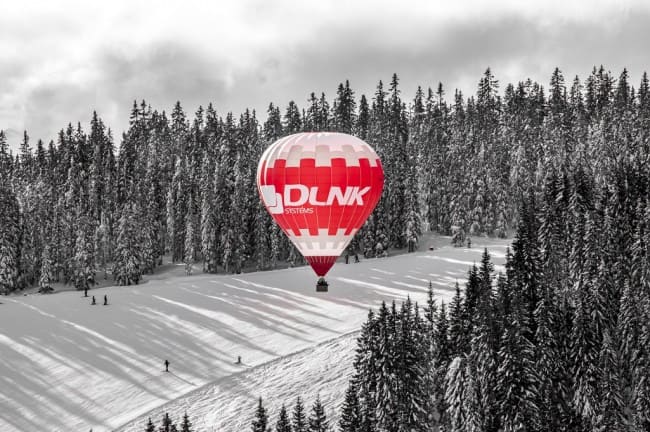 Ballon über der Skipiste